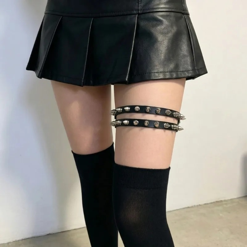 Double Row Cone Spike Leg Gart - Garter Belt Set 리뷰 및 가격